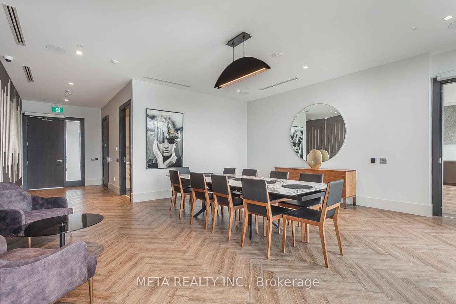 2545 Simcoe Street Unit 322 photo 27