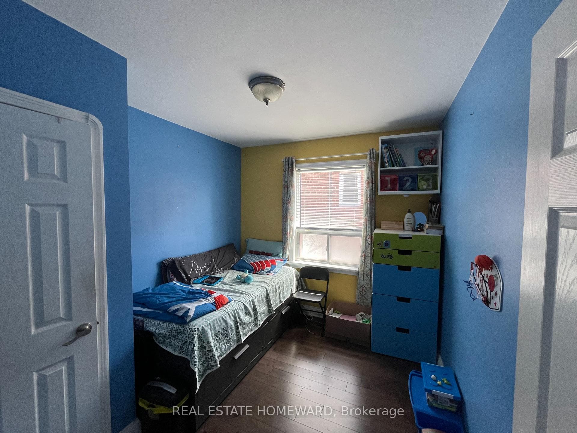 137 Harewood Avenue photo 6