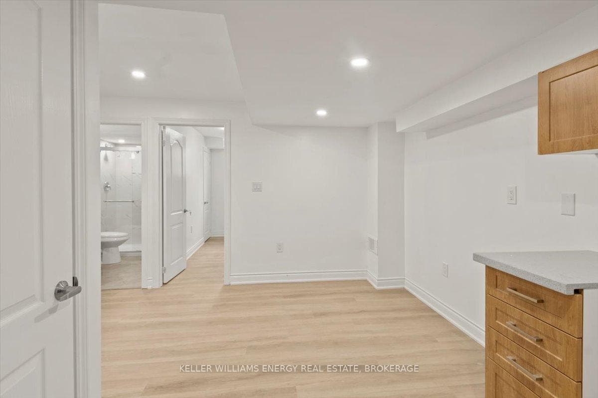 973 Black Cherry Drive Unit Bsmt photo 10