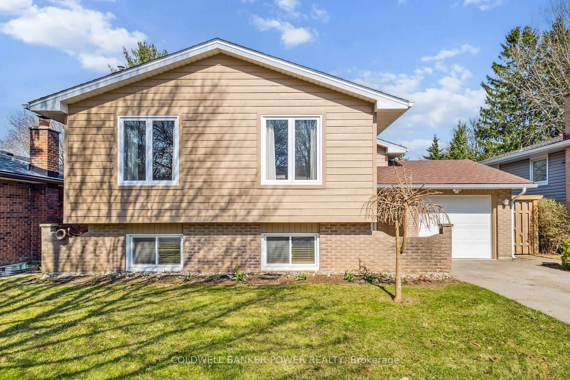 21 Winding Way Crescent photo 3