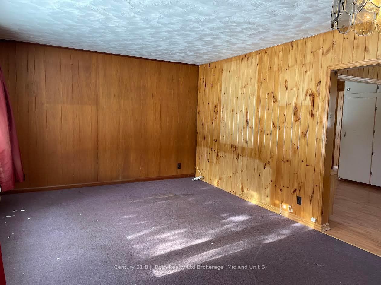 9 MOUNTAIN Avenue photo 11