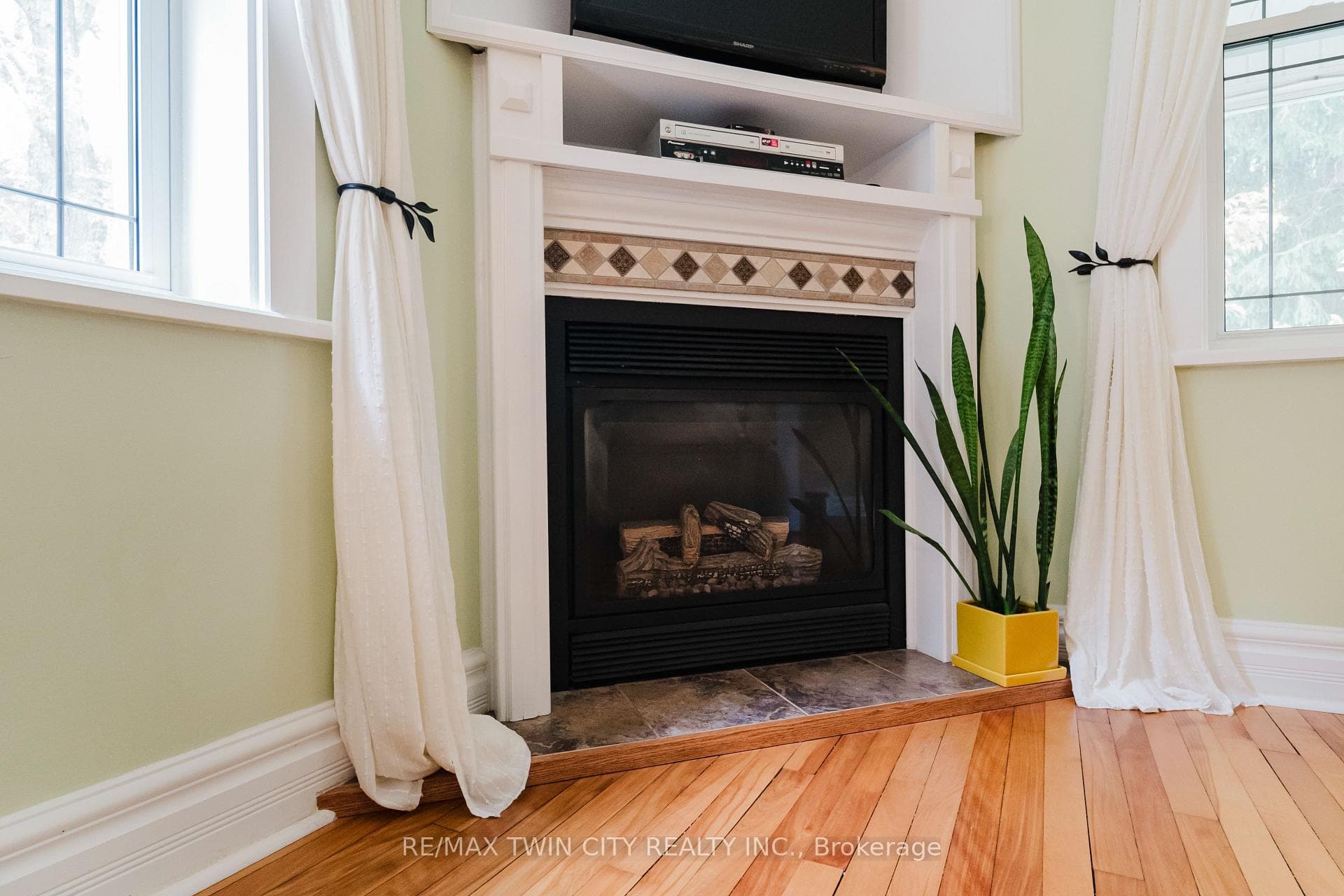 2870 Forest Road photo 15
