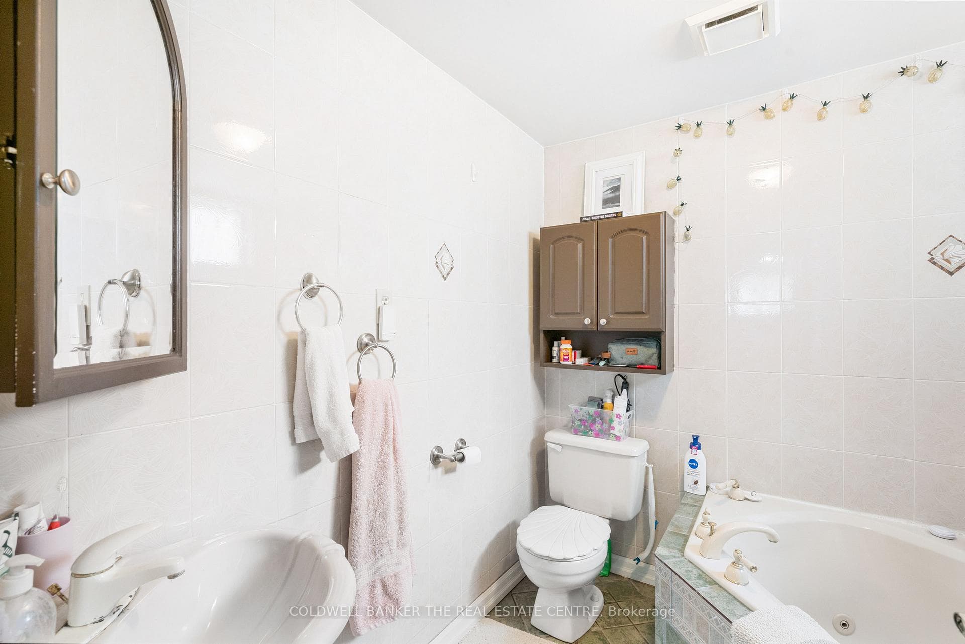 11 Castille Crescent photo 21