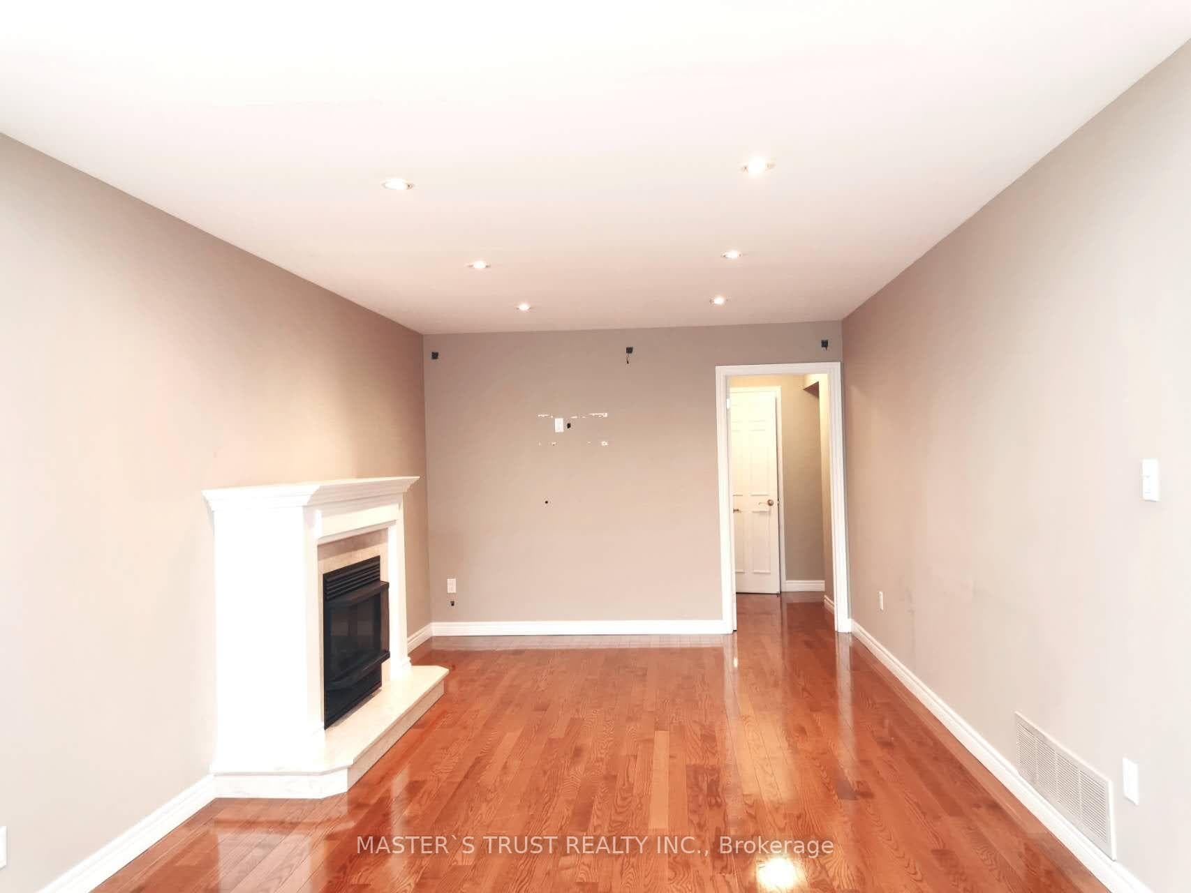 68 Lehman Crescent photo 15