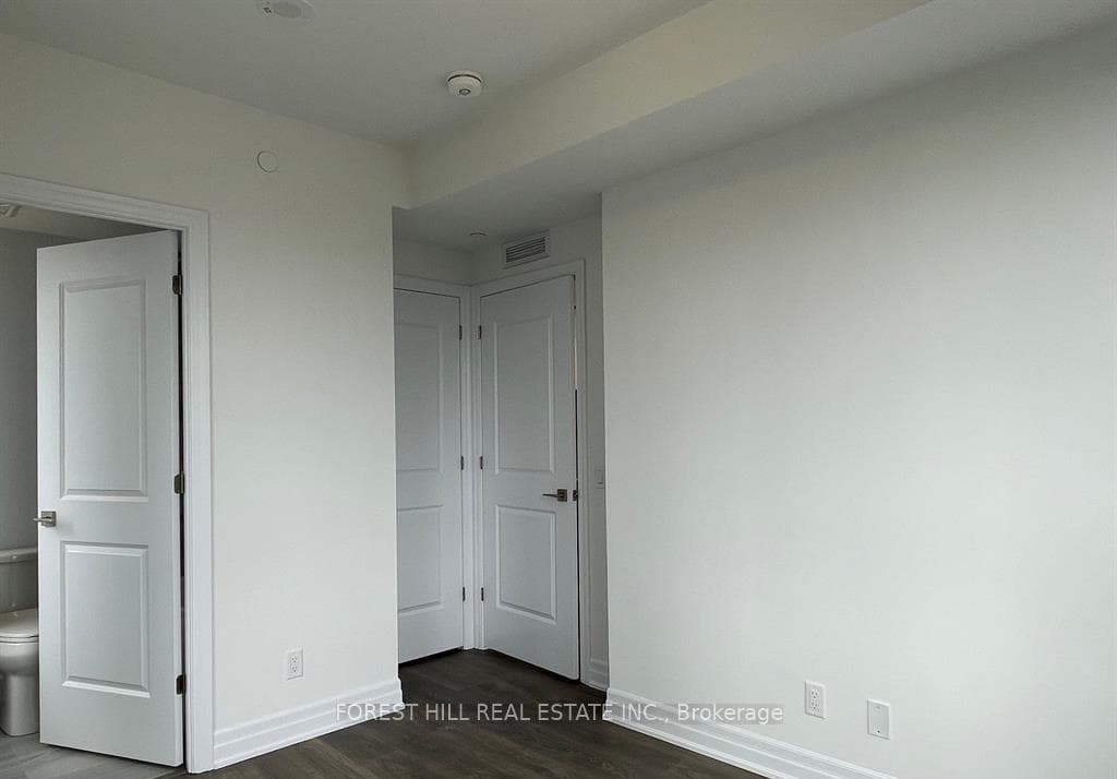 30 Elm Drive Unit 804 photo 16