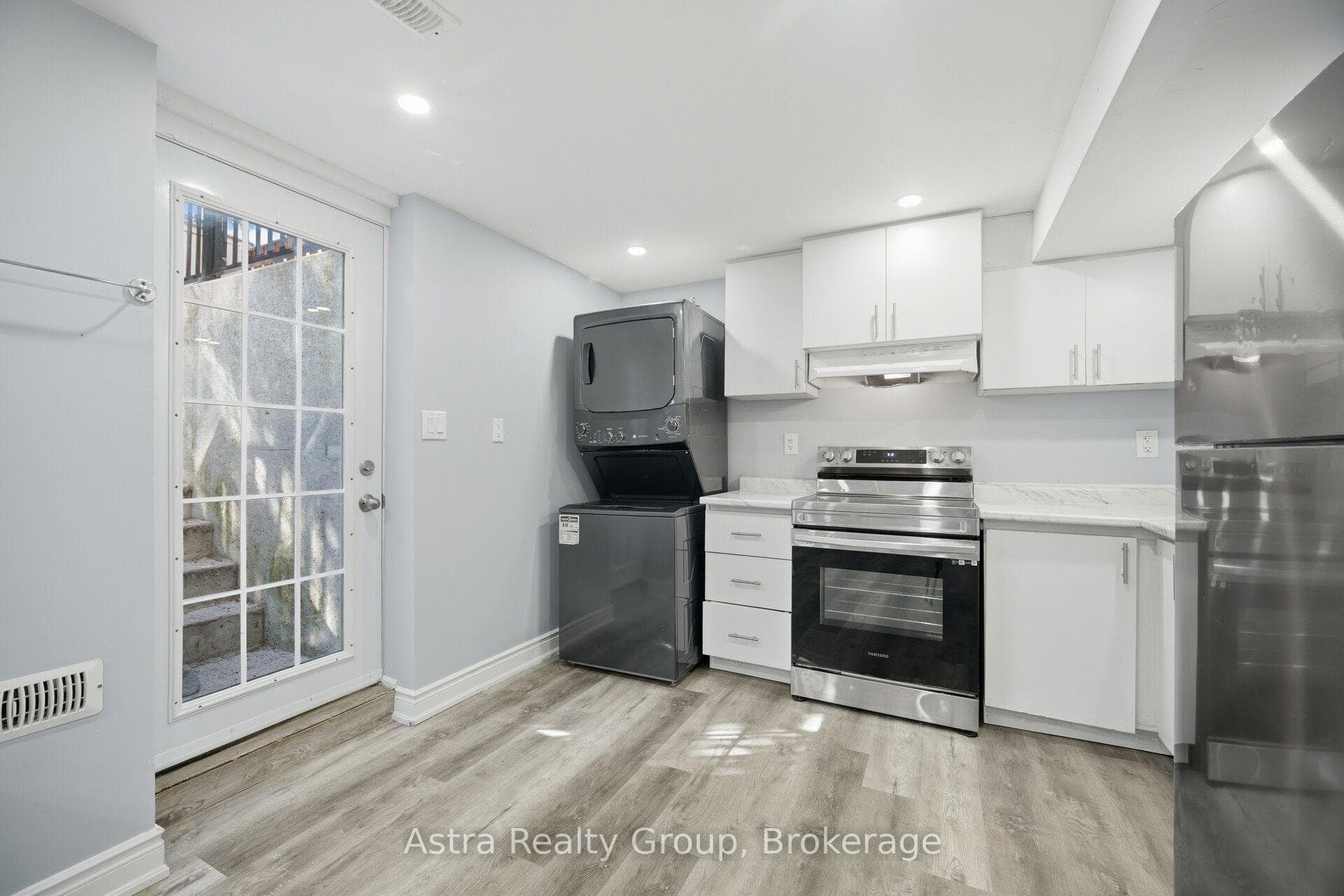 28 Borden Hill Court photo 35