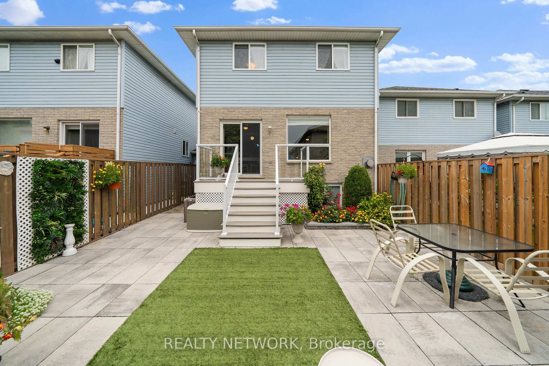 84 Frances Avenue photo 35