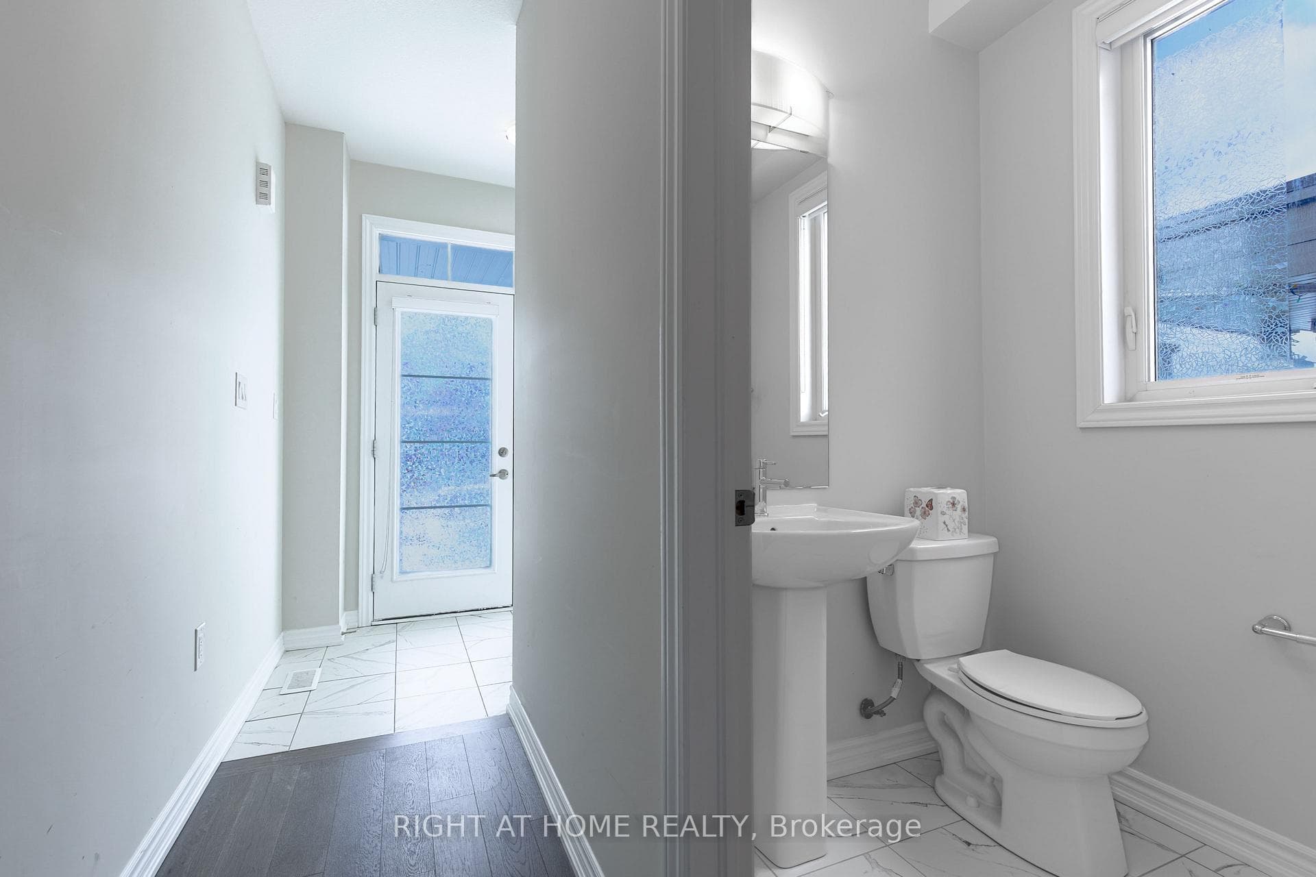 60 Concord Drive photo 6