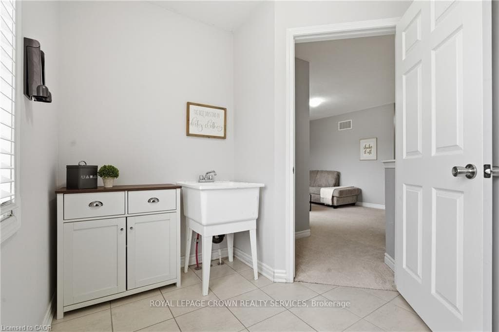 125 Watermill Street photo 23