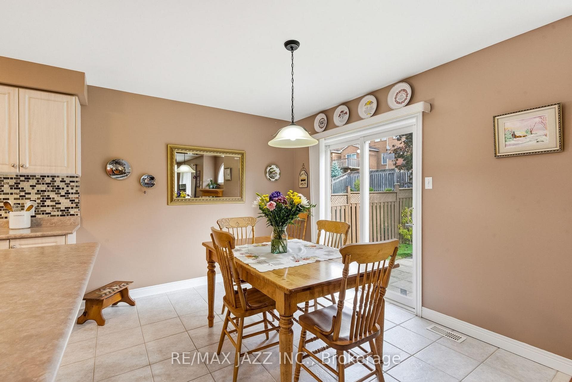 37 Woodcock Avenue photo 16
