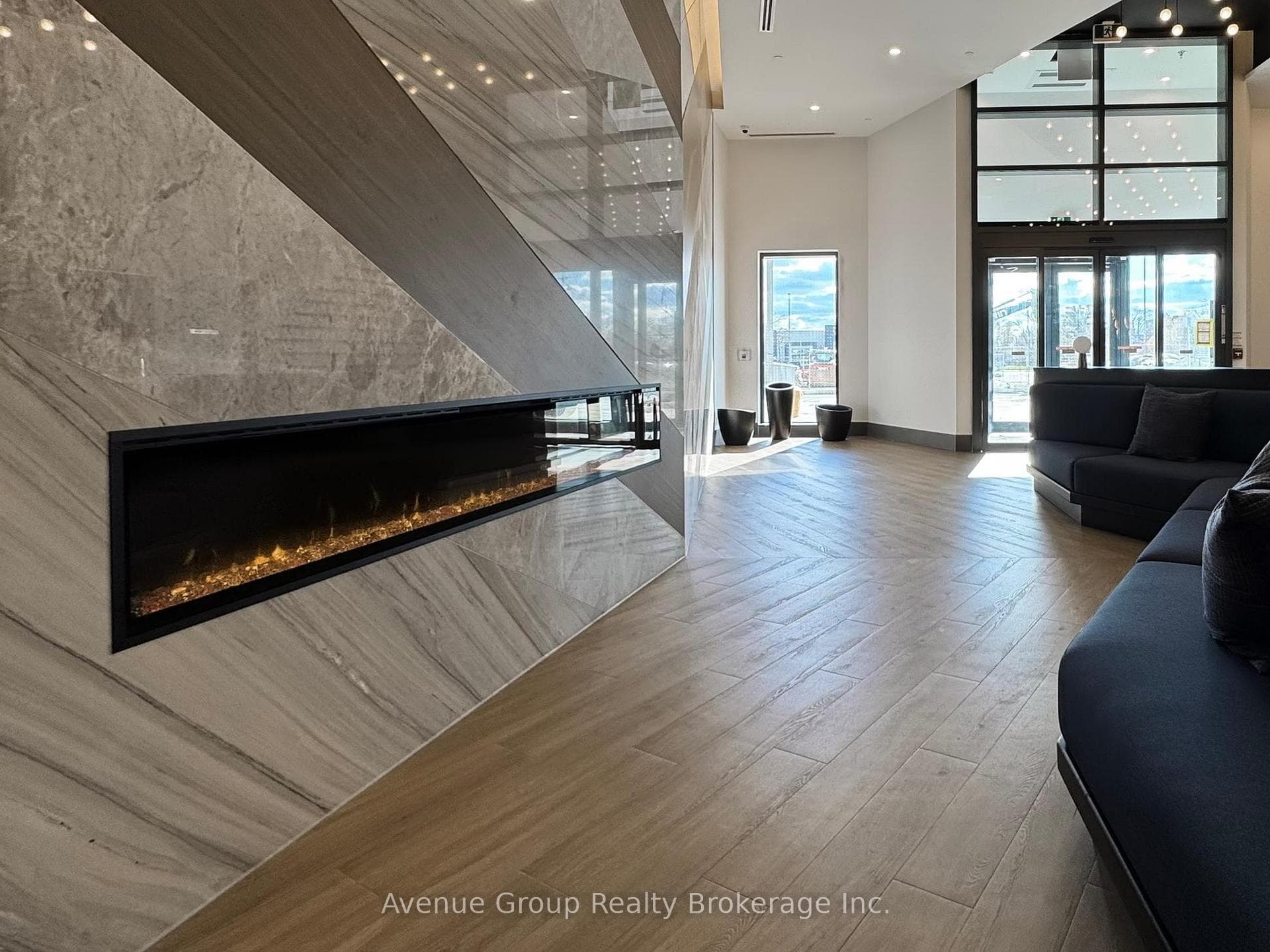 1037 The Queensway N/A Unit 620 photo 27