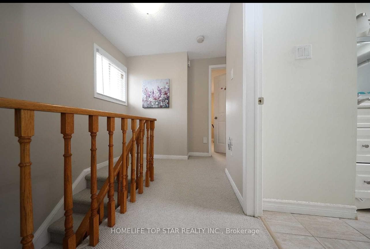 32 Millington Crescent photo 7