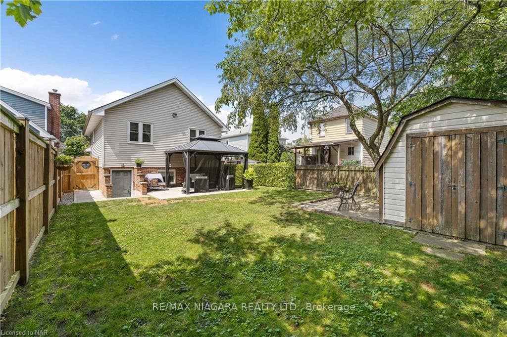 126 MARGERY Road photo 27