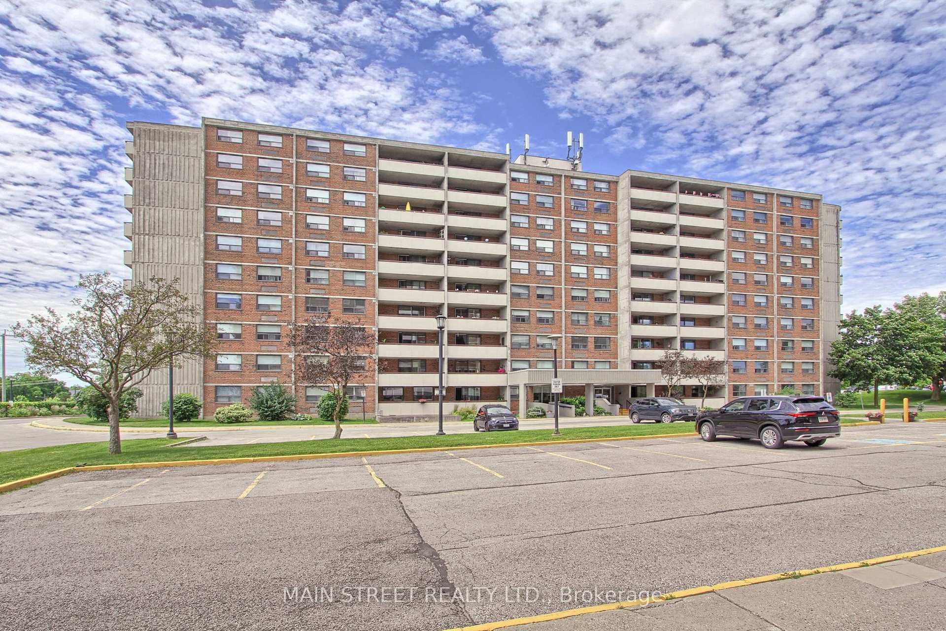 20 William Roe Boulevard Unit 1008 photo 1