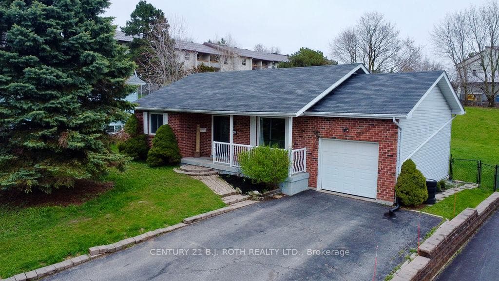 39 DANCY Drive photo 2