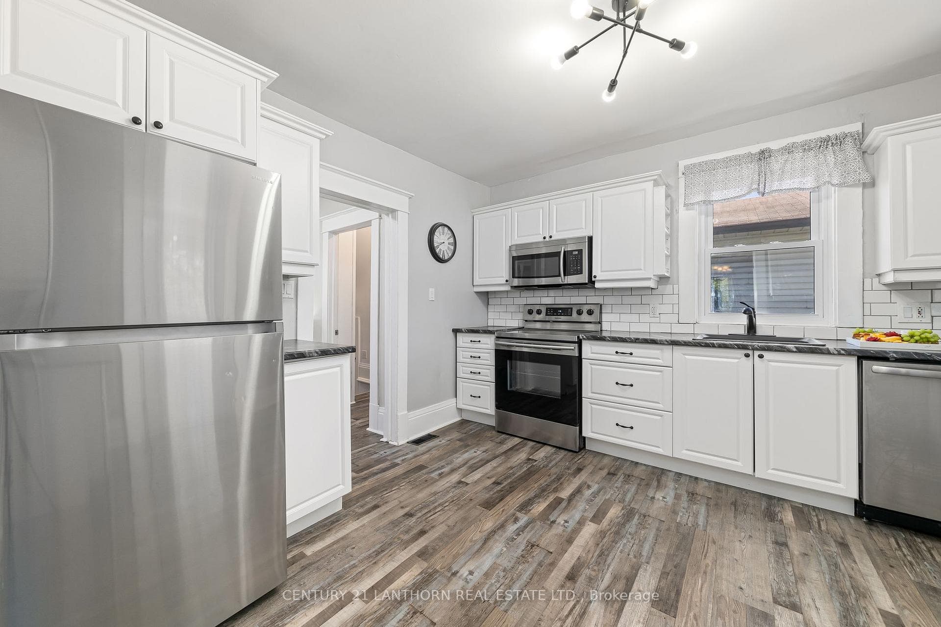35 Campbell Street photo 12