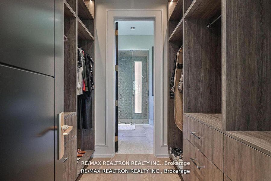 Large Walk In Closet & into Ensuite - 3rd Bedroom