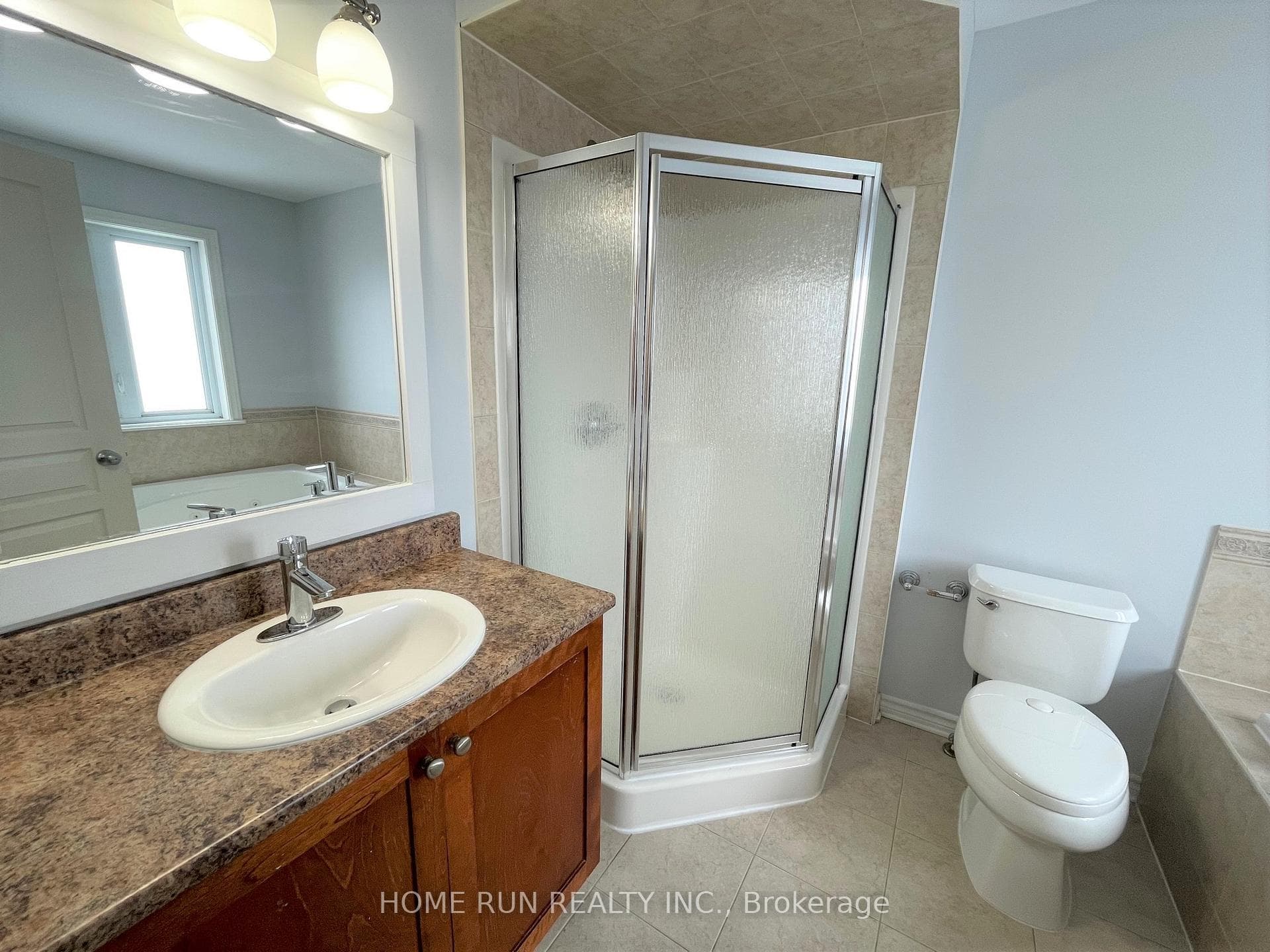15 Madelon Drive photo 27