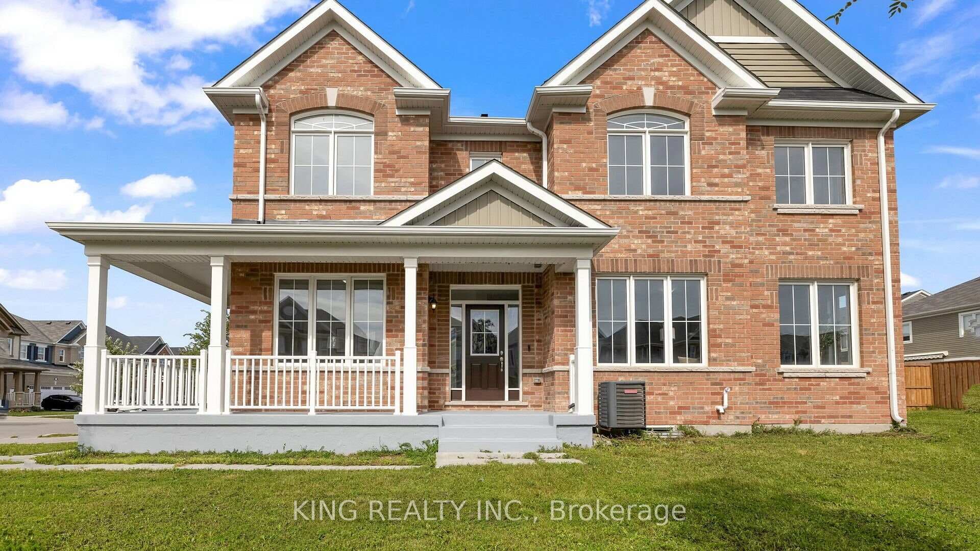 44 Wannamaker Crescent photo 4