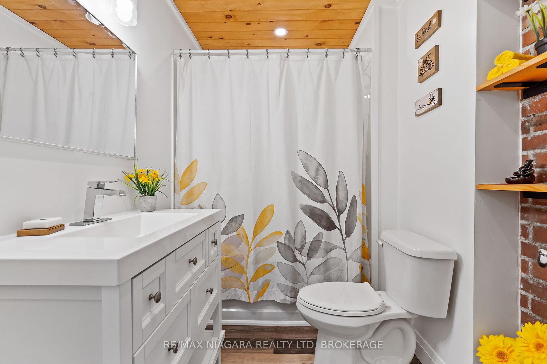 94 Clare Avenue photo 13