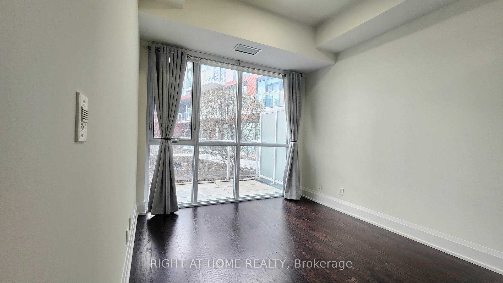 20 Fred Varley Drive Unit 210 photo 20