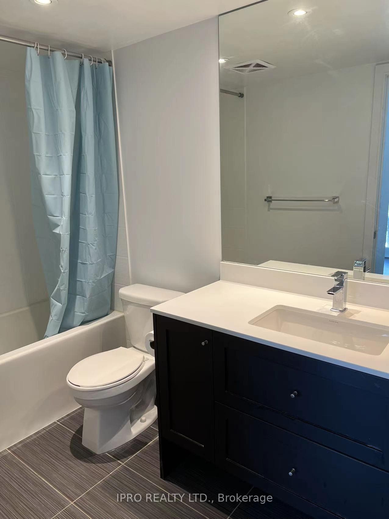 525 Adelaide Street Unit 616 photo 16