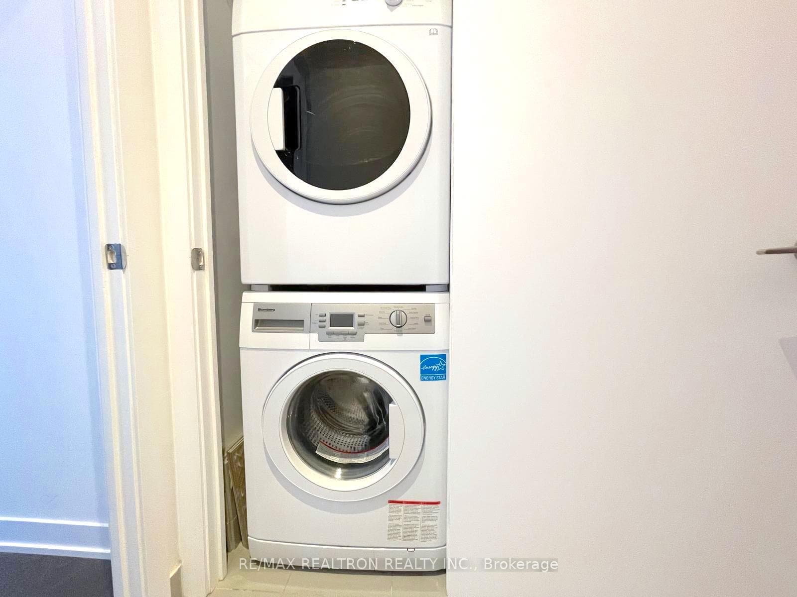 87 Peter Street Unit 4007 photo 22