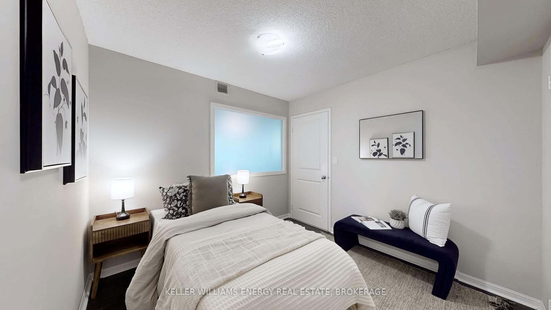 11 St Joseph Street Unit 1401 photo 18