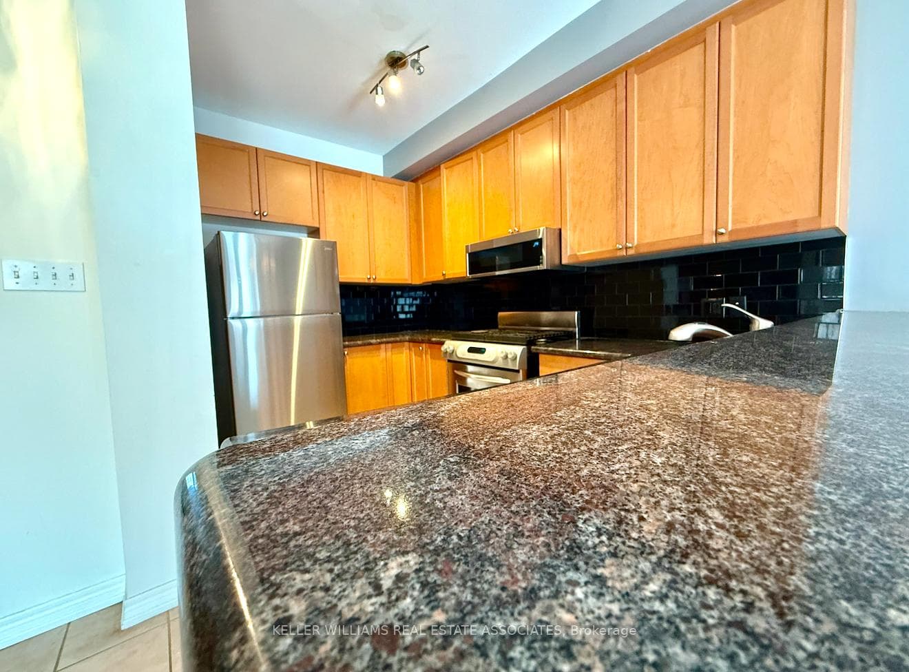 49 Westhampton Way photo 18