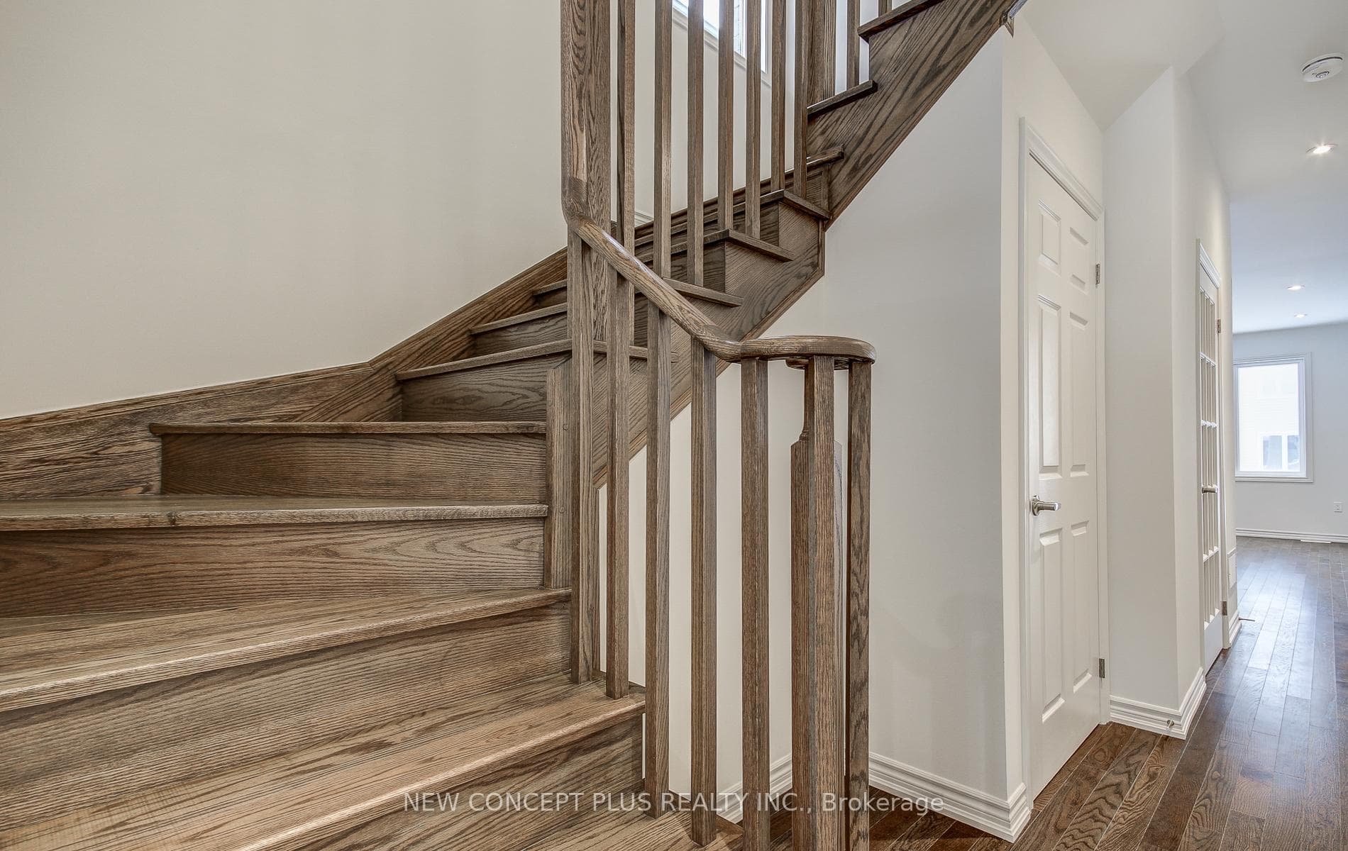 69 Prest Way photo 19