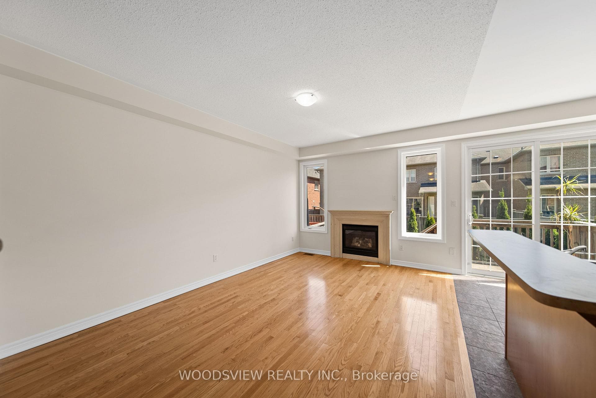 206 Shirrick Drive photo 9