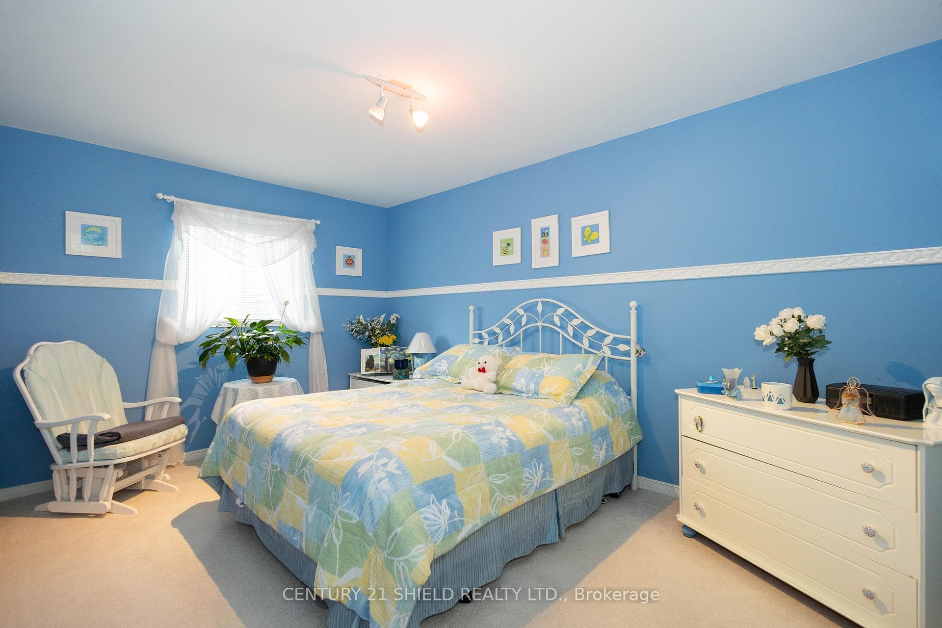 1613 Walton Street photo 8