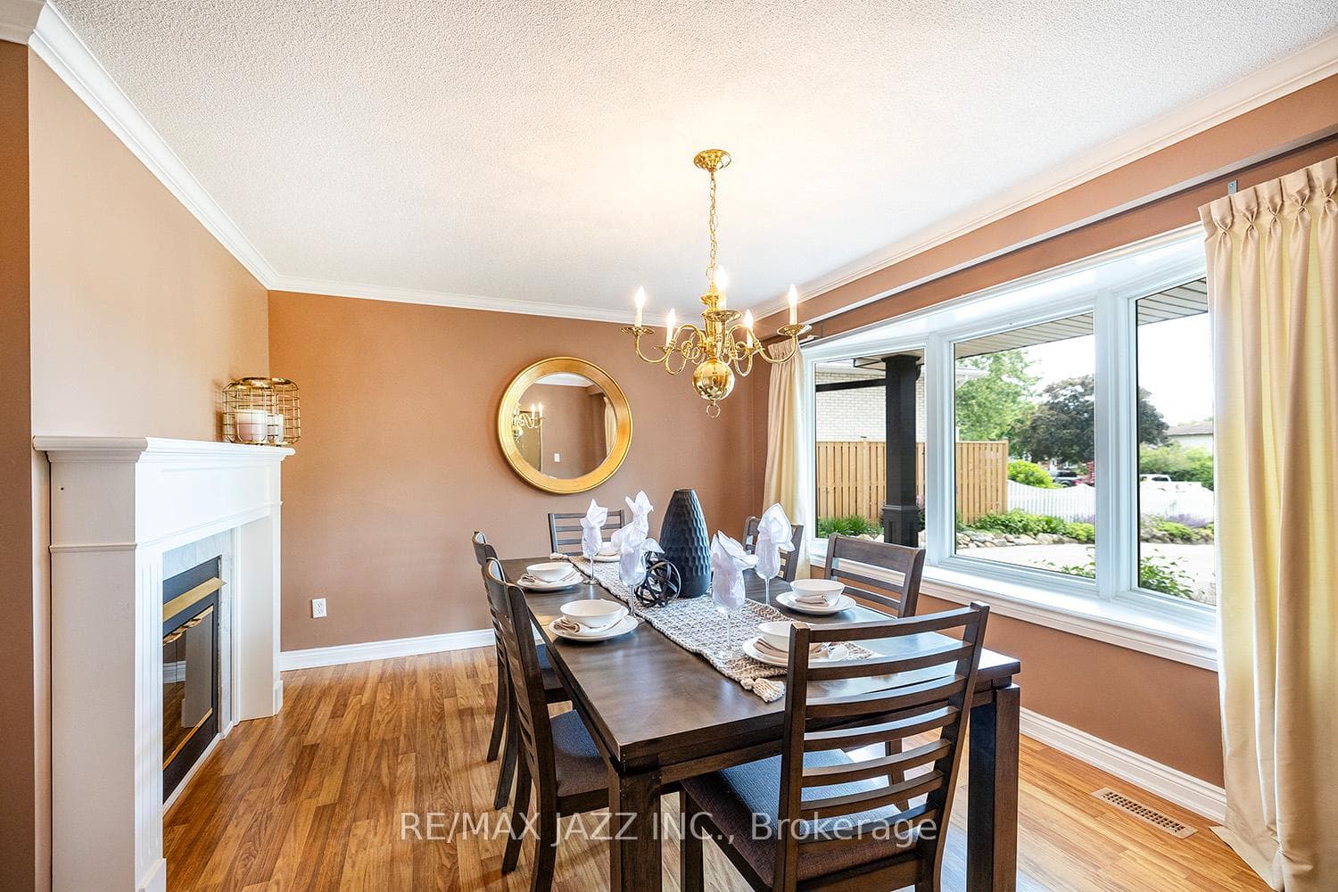 315 Aspen Court photo 4