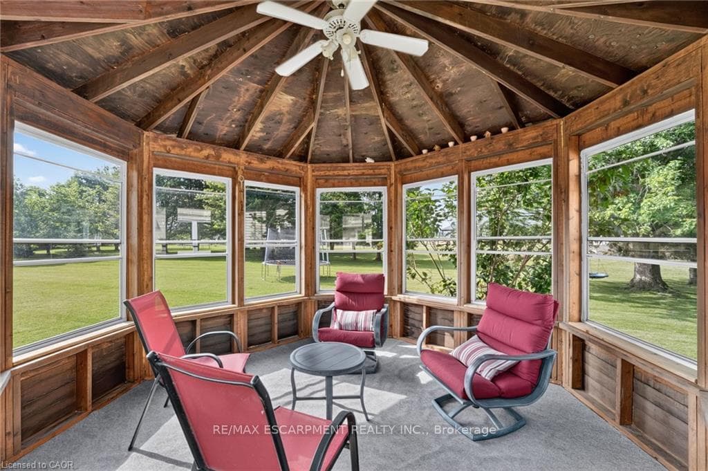 952 Robinson Road photo 42