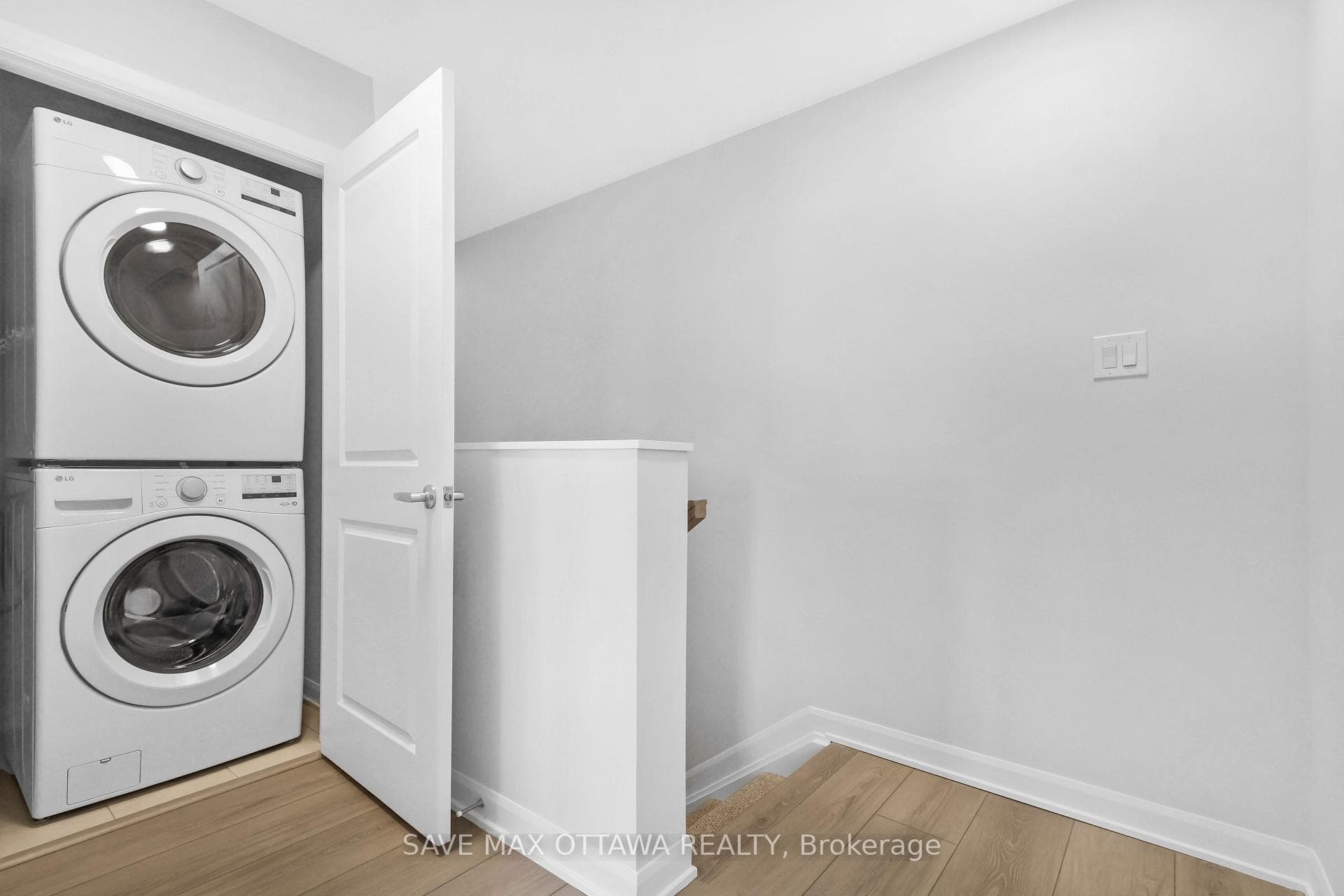 701 Glenroy Gilbert Drive Unit 07 photo 12