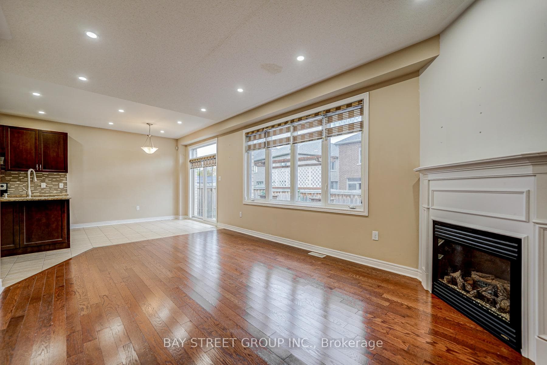 33 Jeffrey Nihda Crescent Unit (Upper) photo 18