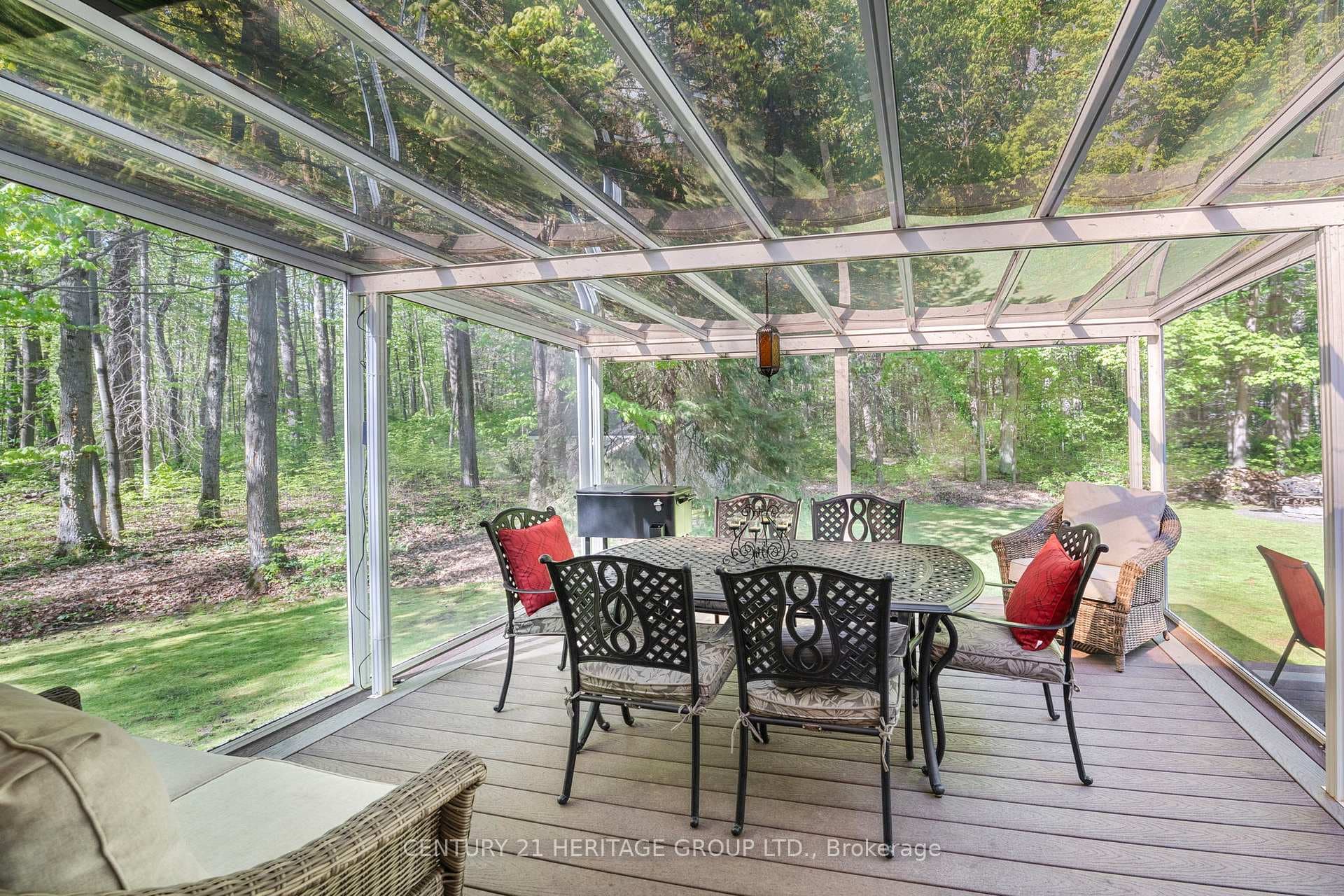 51 Deer Lane photo 18