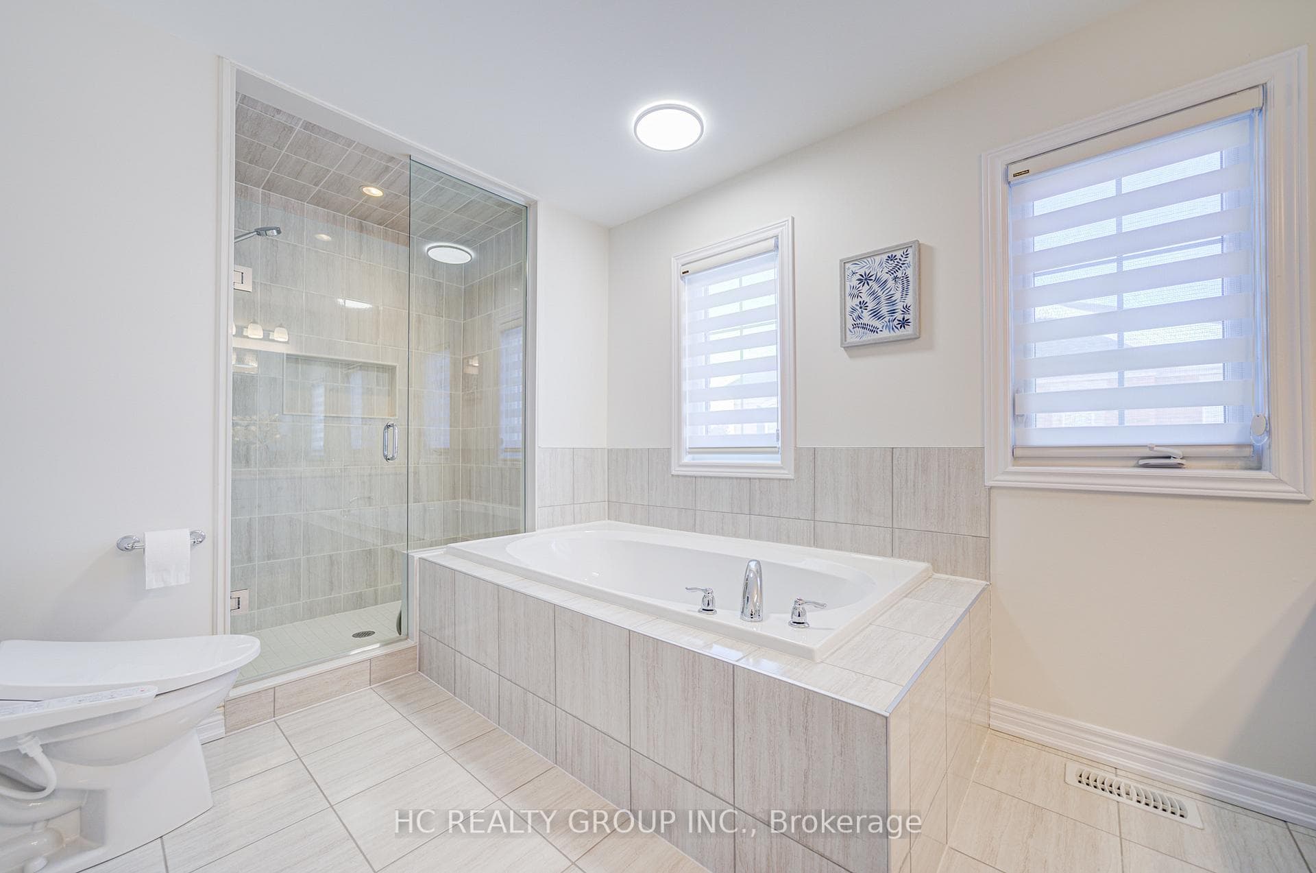 19 Thornapple Lane photo 21