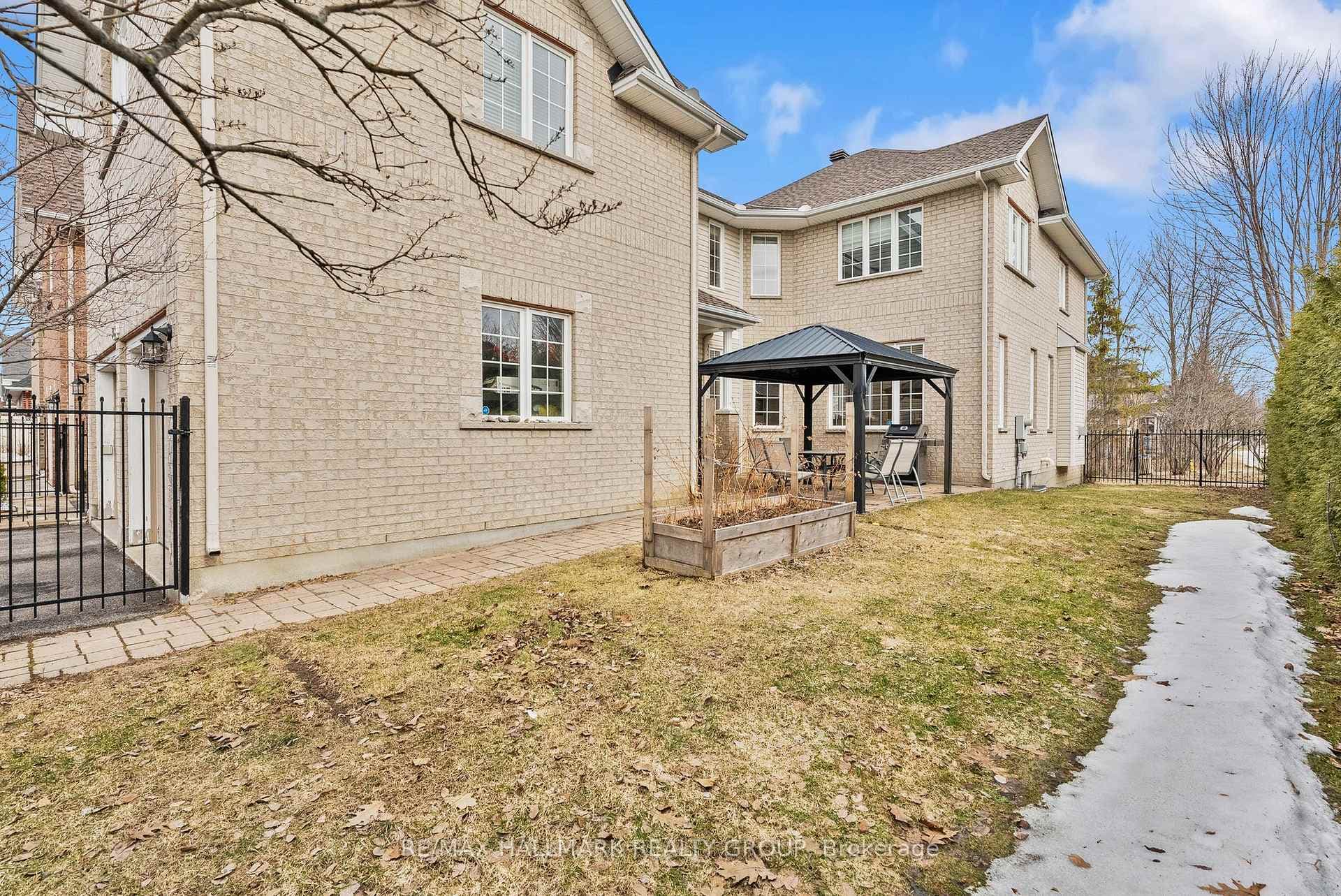 303 Parkin Circle photo 40