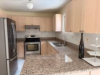 Gourmet kitchen