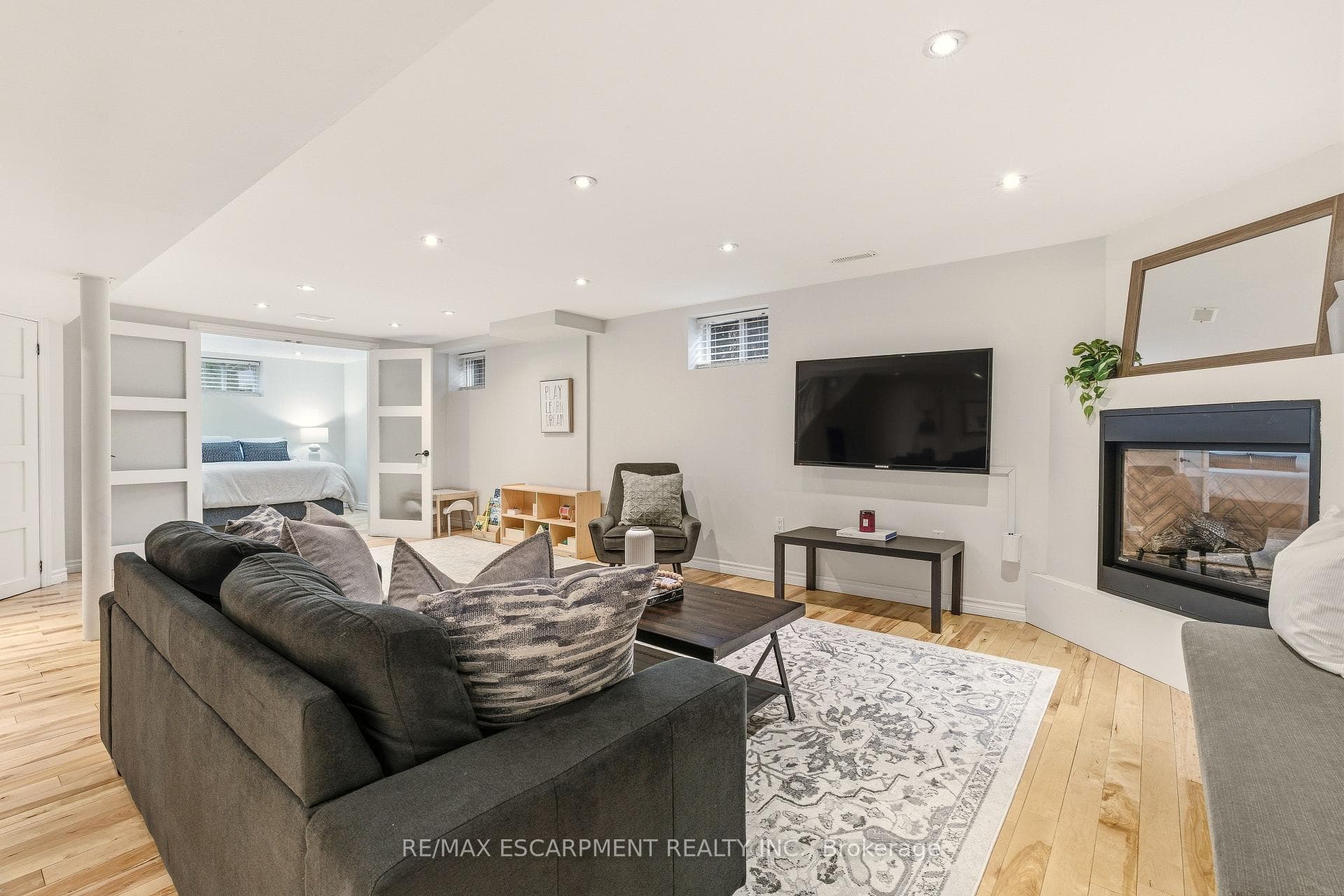 411 Pepper Drive photo 33