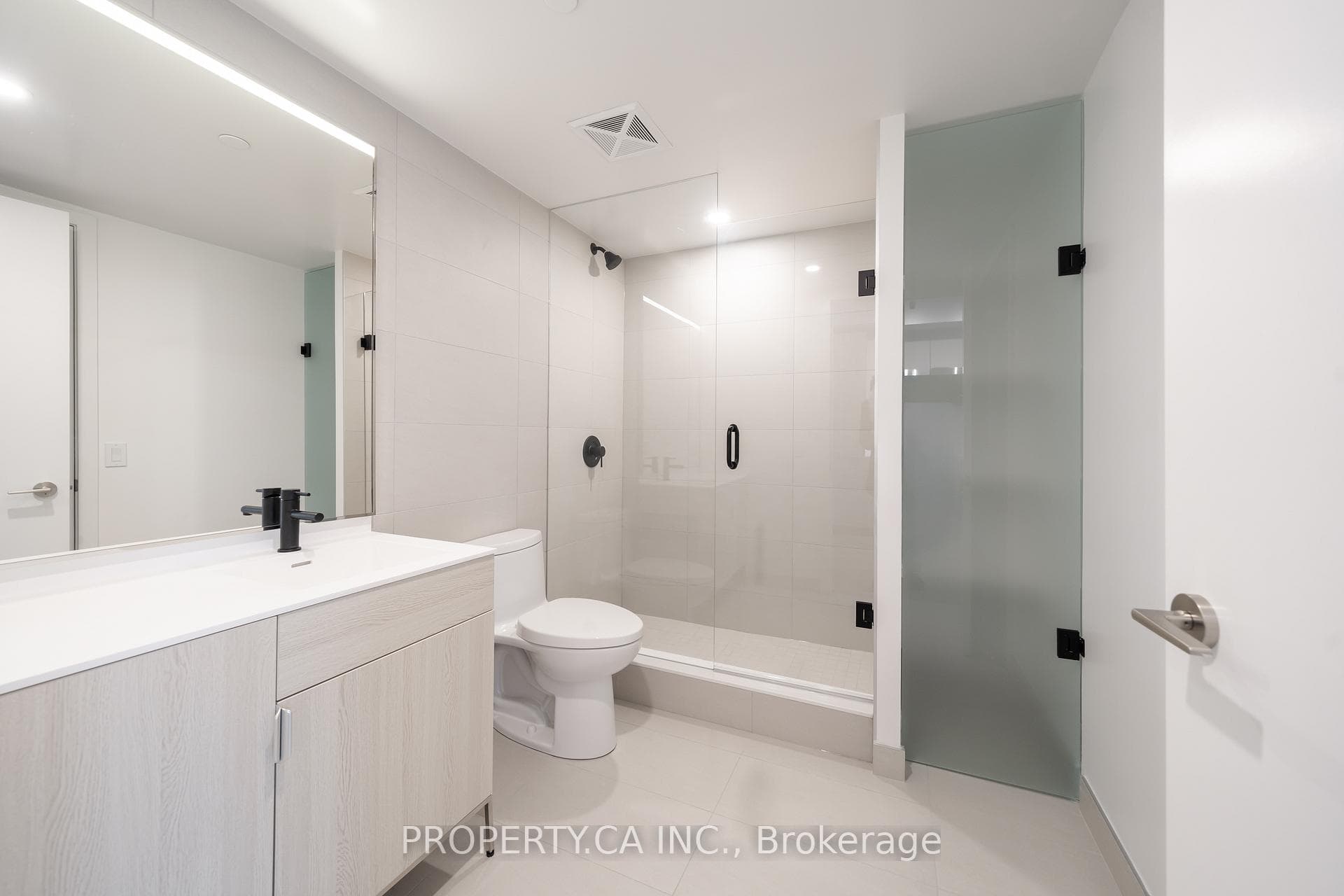 28 Eastern Avenue Unit 710 photo 13