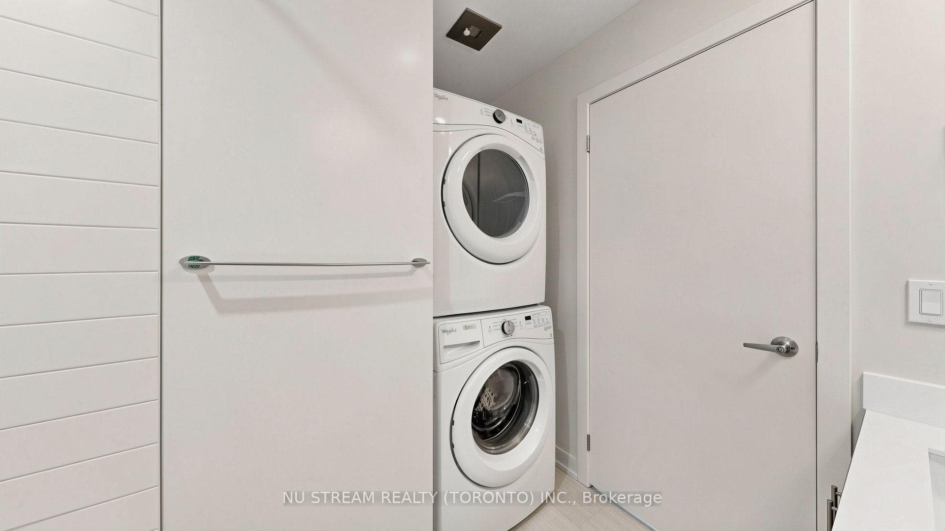 10 Willison Square Unit 708 photo 24