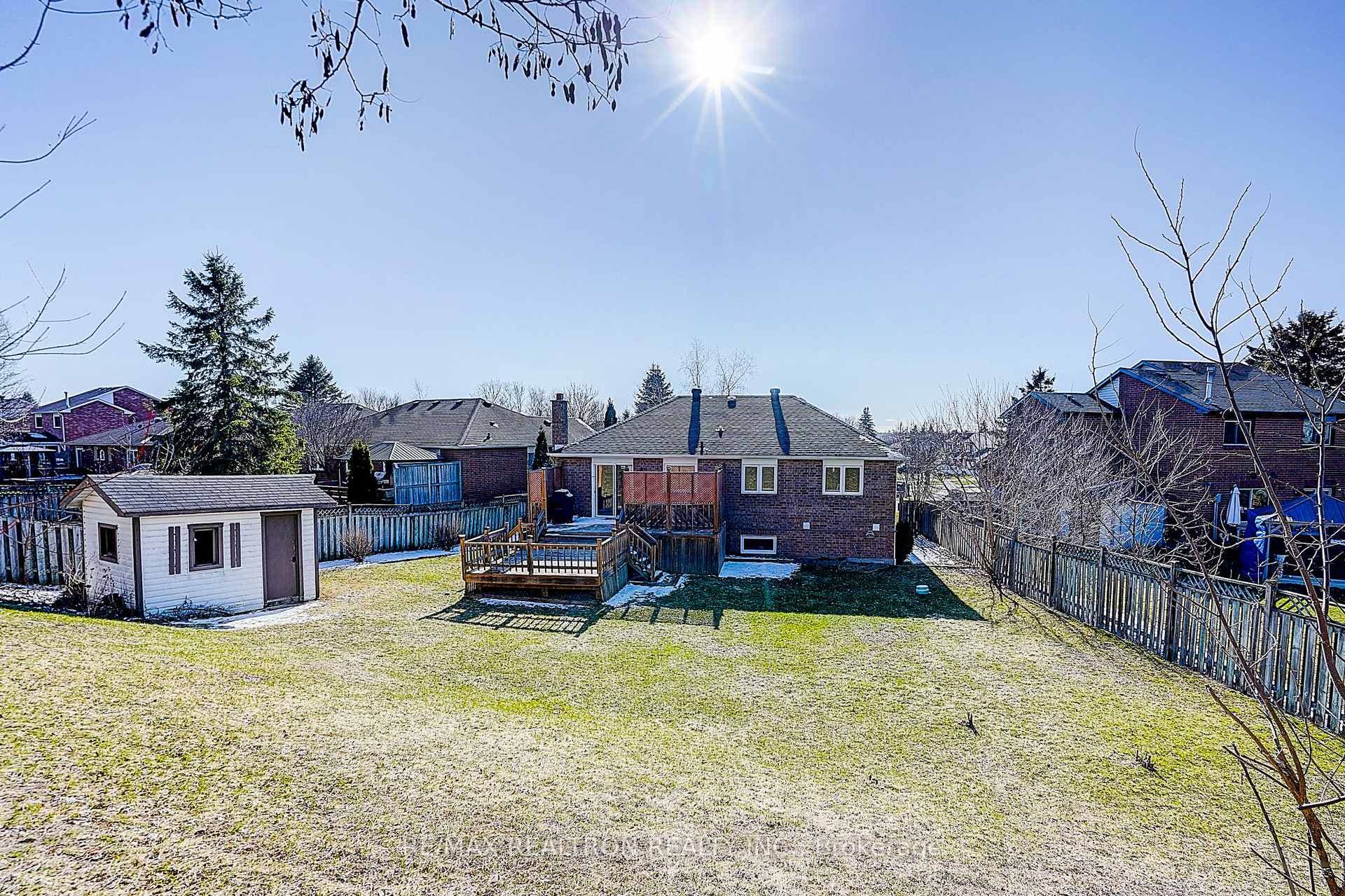 43 Kingsgate Crescent photo 30