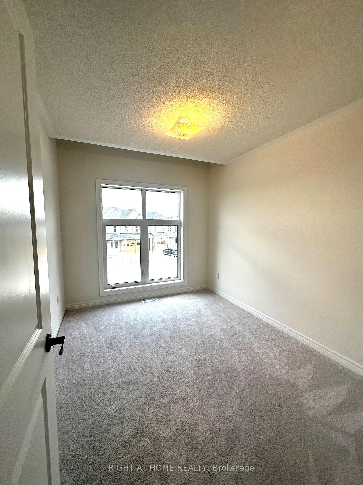 1370 DAVIS LOOP Circle photo 15