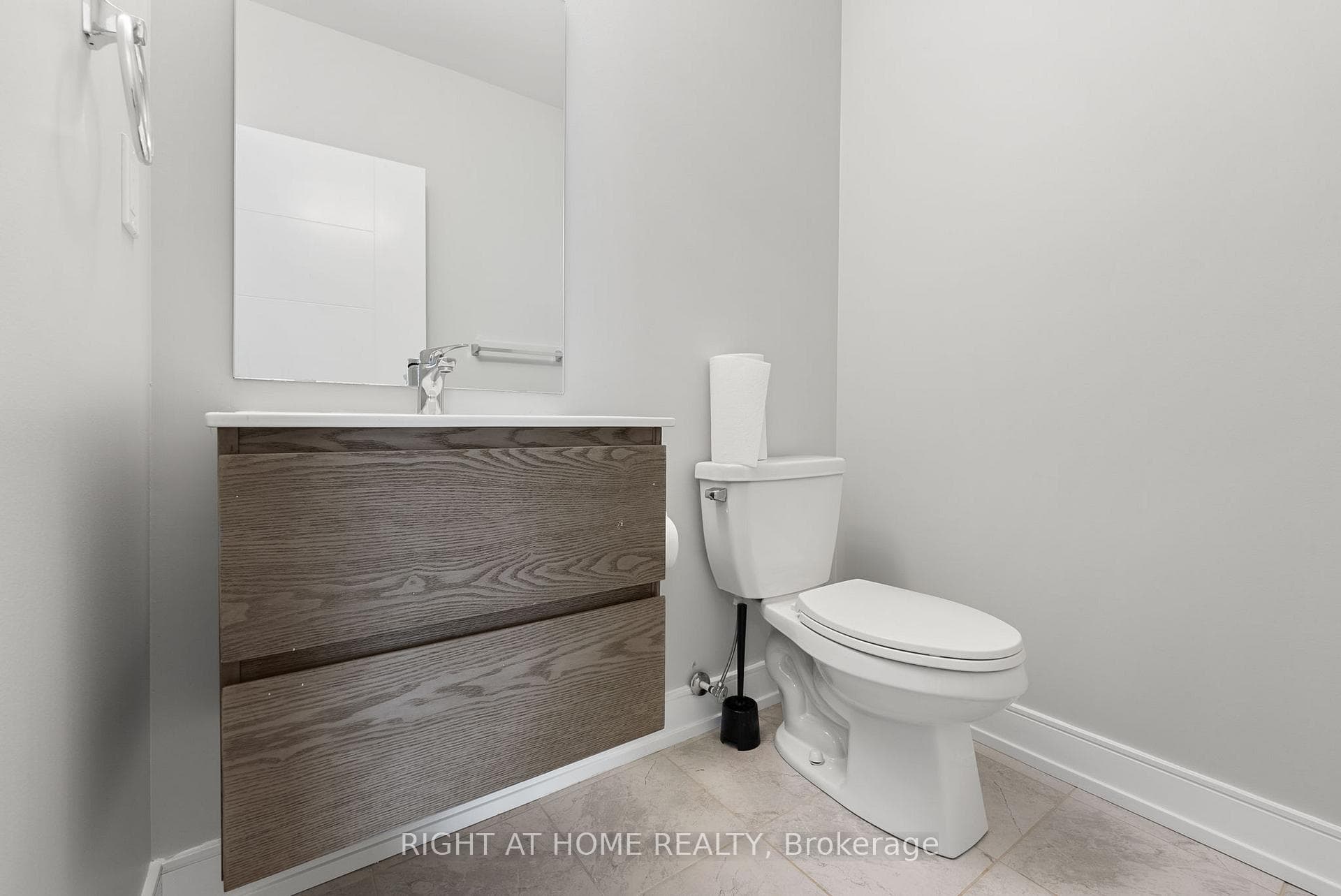1393 Clarriage Court photo 13