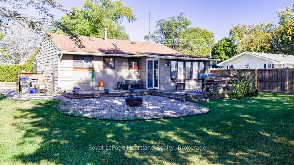 71702 Old Cedarbank Lane photo 2