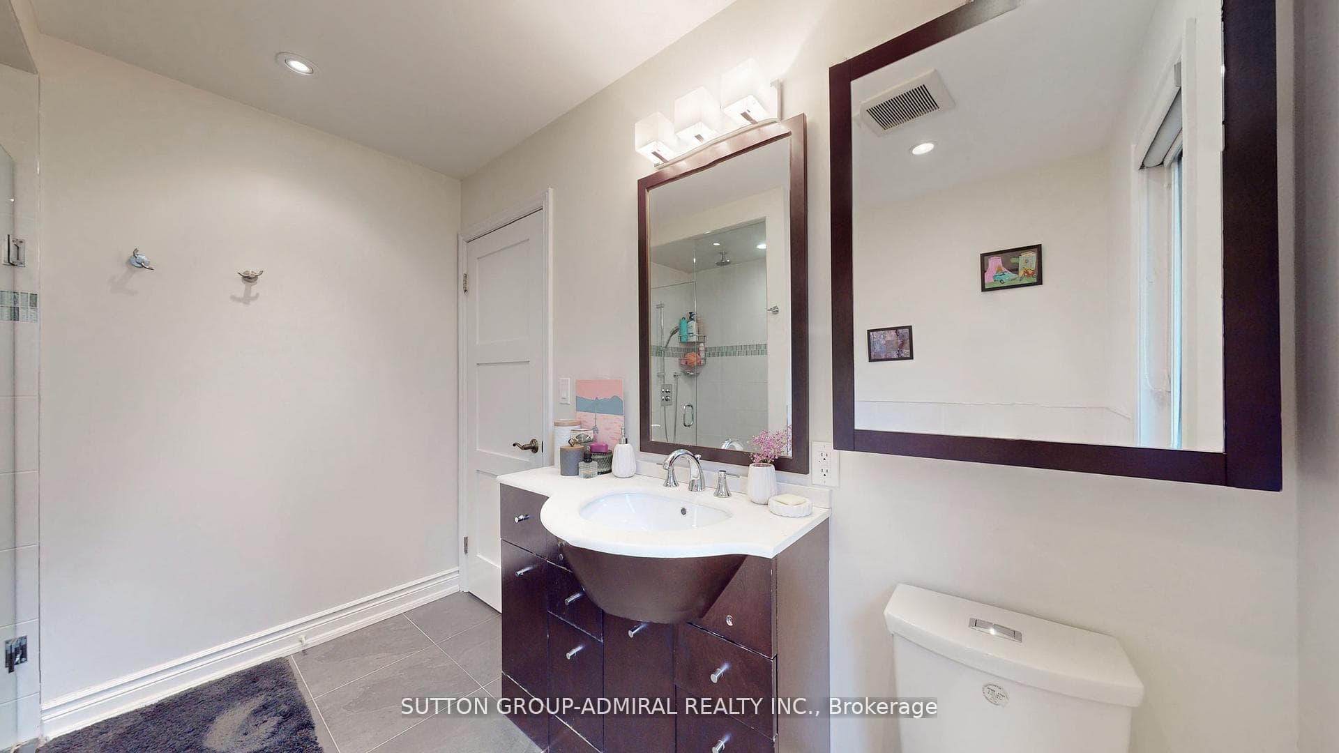 8 Mead Court photo 31