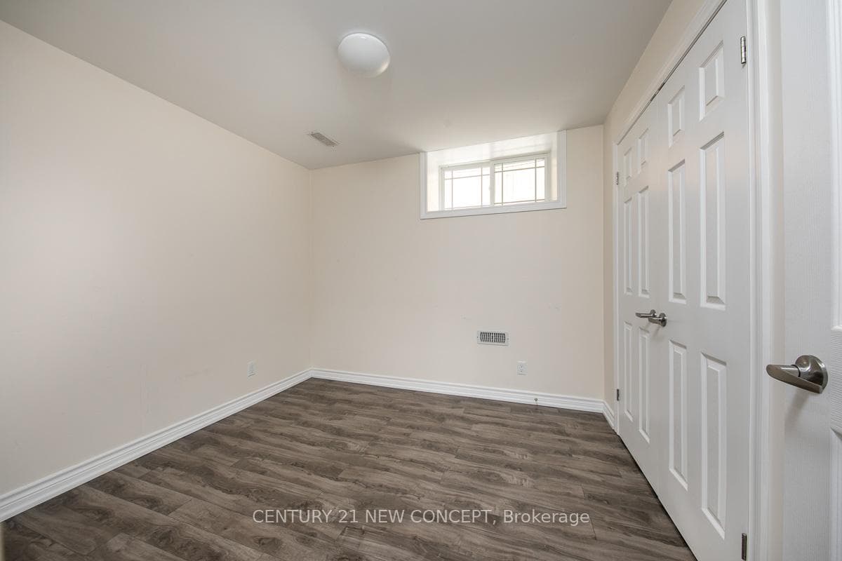 157 Walmer Road Unit #1-Basement photo 10