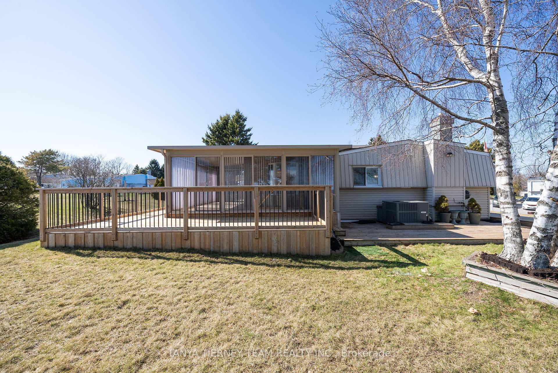 3 Bluffs Road photo 37